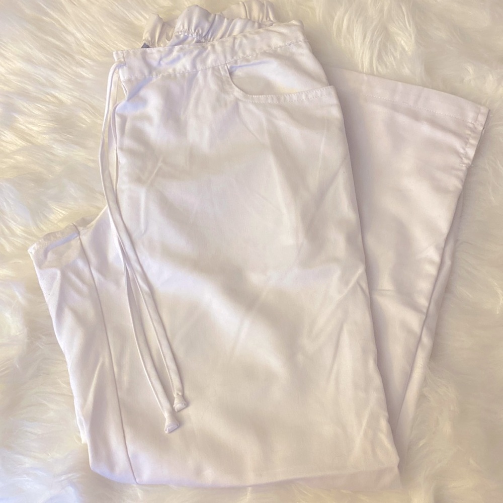 White Grey’s Anatomy bottoms, Size medium petite